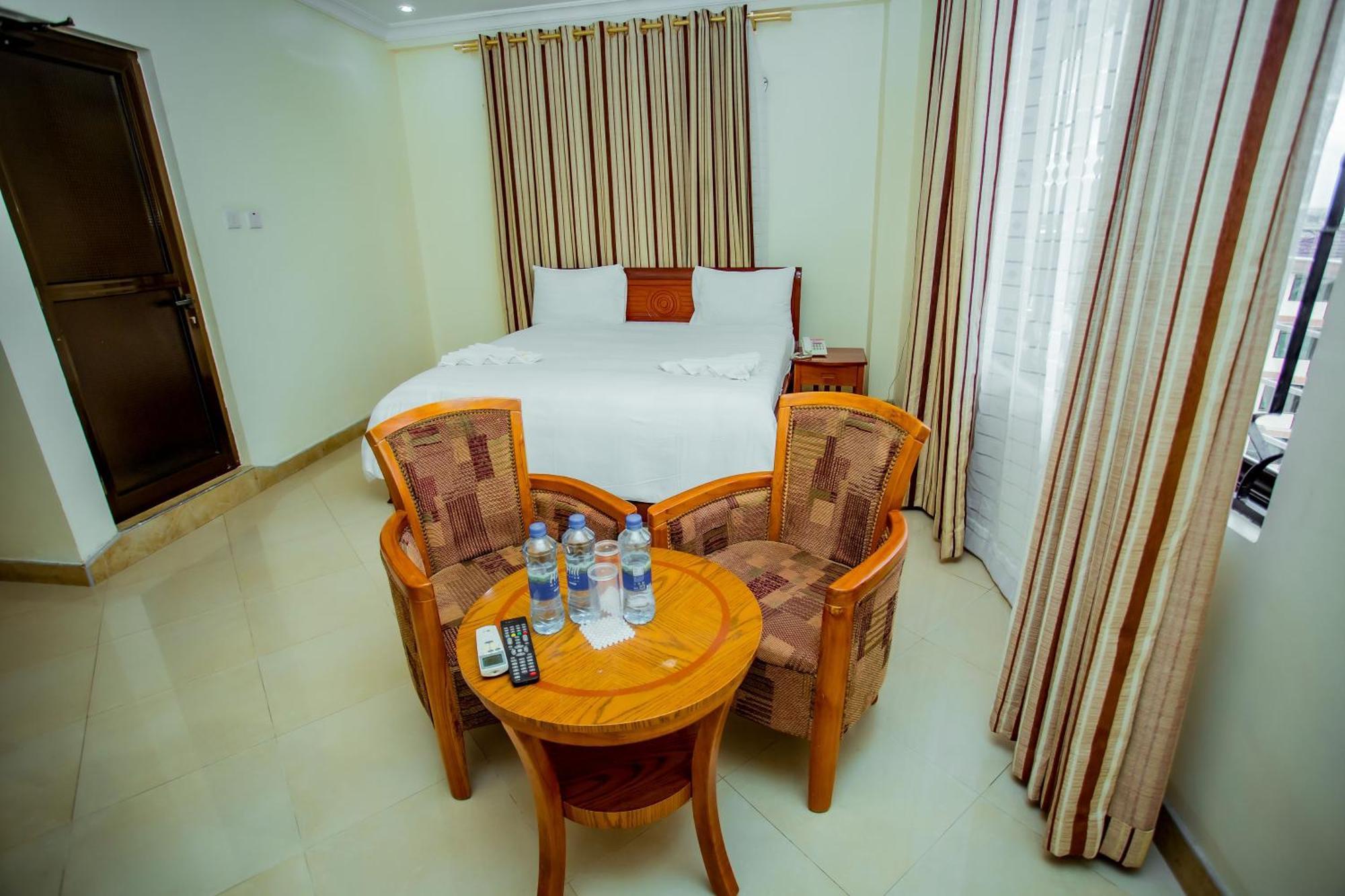 Silver Paradise Hotel Dar es Salaam Exterior foto