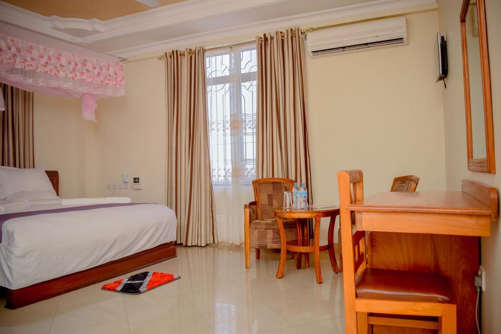 Silver Paradise Hotel Dar es Salaam Exterior foto