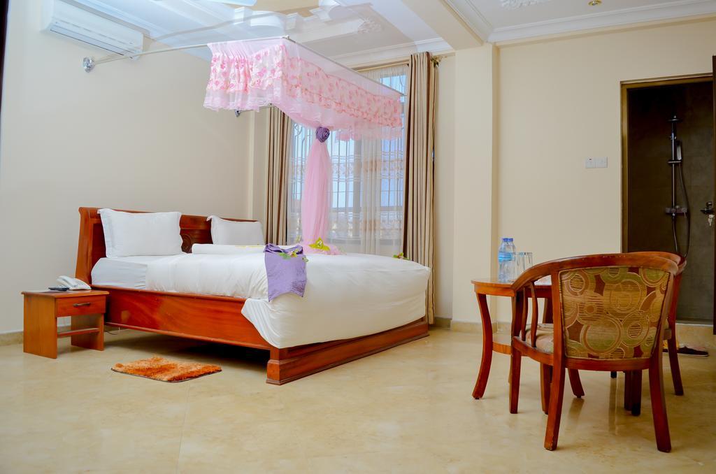 Silver Paradise Hotel Dar es Salaam Exterior foto